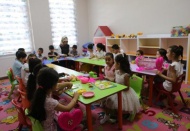 Yetimler ve annelerine hizmet vermeye başladı