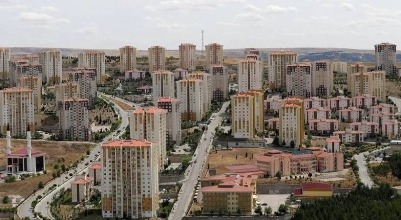 Yetkin olmayan insanlara itibar etmeyiniz