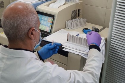 Yetkisi olmadan Covid-19 testi yapanlara cezai işlem geliyor