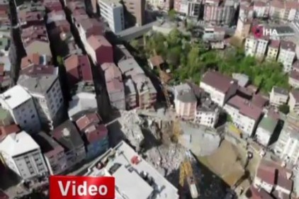 Yıkılan binaların enkazı havadan görüntülendi