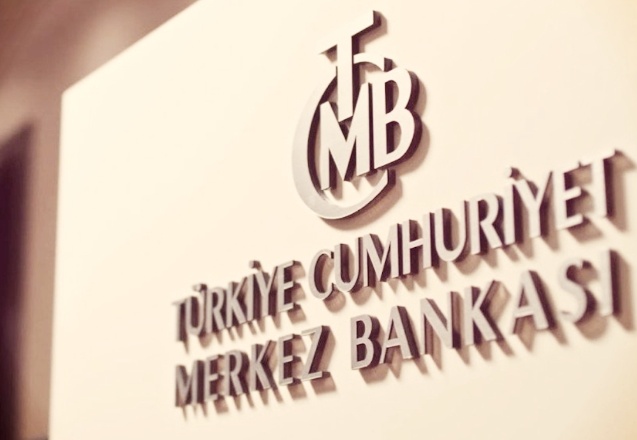 Yıl sonu dolar/TL beklentisi ise 16,85 olarak gerçekleşti
