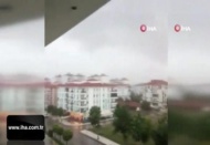 Yıldırım düşme anı böyle görüntülendi