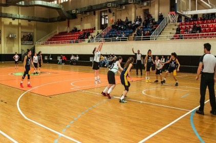 Yıldız Bayanlar Merkez Güney Bölge Şampiyonası&#8217;nda Gaziantep&#8217;i temsil edecek