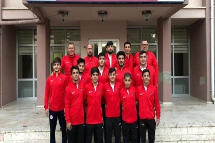 Yıldızlar Güreş Şampiyonası&#039;nda heyecan başlıyor