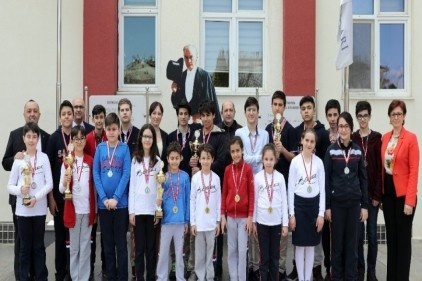 Yıldızlar Takımı ve Gençler 2 Takımı il dördüncüsü oldu