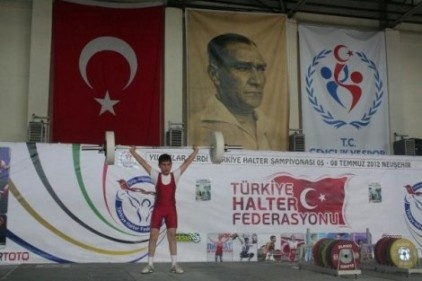 Yıldızlar Türkiye  halter şampiyonası sona erdi 