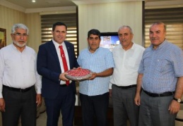 Yılın ilk mahsulü altınla ödüllendirildi