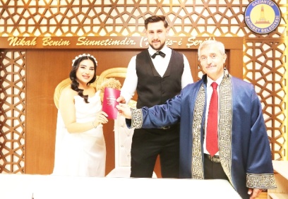 Yılın son nikahını kıydı