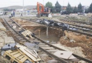 Yıllardan beri bakım yapılmayan raylar yağmura yenik düştü