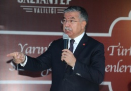 Yılmaz, öğretmenlerle iftarda buluştu 
