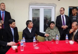 Yılmaz, sınıra geldi