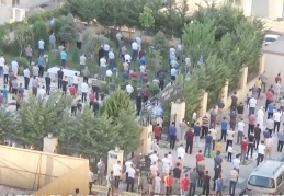 Yine sokaklara taştılar