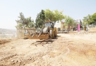 Yıpranan parklar onarılıyor