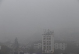 Yoğun sis hayatı olumsuz etkiledi