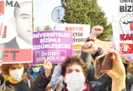 YÖK de öğrencileri hedef aldı