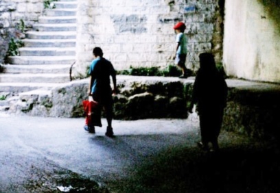 Yoksulluk her geçen gün artıyor ve derinleşiyor