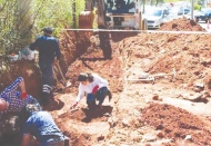 Yol çalışmasında 2 bin 300 yıllık mezar bulundu