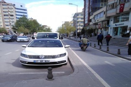Yol, sanki motosikletler için yapılmış gibi!