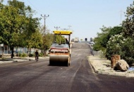 Yol Şube Müdürlüğü ekipleri asfaltlama ve yama yapıyor