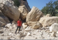 Yola düşen kayalar sonsuza kadar yolda mı kalacak?