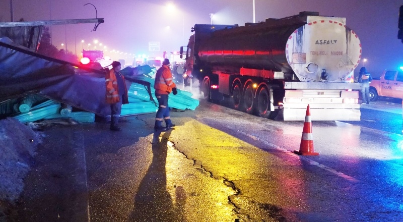 Yolcu otobüsü 25 metrelik şarampole uçtu, 28 yolcu yaralandı