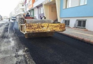 Yollar asfaltlanıyor