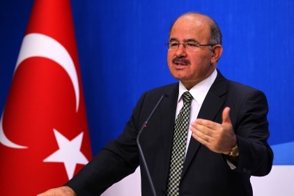 Yolsuzlukların üzerine gitmek namuslu her vatandaşın görevidir