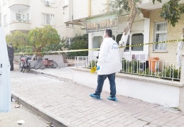 Yufkacı esnafının bıçaklı kavgasında 1'i ağır 3 kişi yaralandı