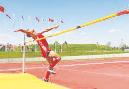 Yüksek atlamada atletler, madalyayı paylaşma kararı aldı