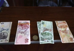 Yüksek faize rağmen borçlanma hızla artıyor