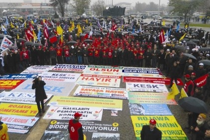 Yüksekova&#8217;da yaşananlar çözüm sürecine ters düştü