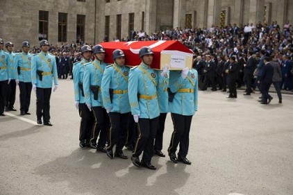 Yüksel için TBMMde tören düzenlendi