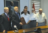 Yurt dışındaki birikimlerine okul yaptıracaklar