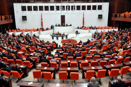 Yurt dışındaki seçmenler, oy verme gününden önceki üçüncü güne kadar oy kullanabilecek