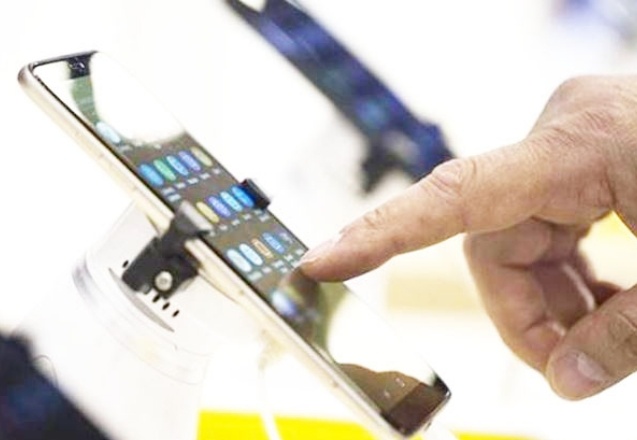 Yurt dışından getirilen cep telefonu için 2022'de ödenecek tutar belli oldu