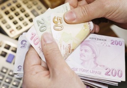Yurttaşın, bankalara ve finansman şirketlerine borcu 1 trilyona yaklaştı