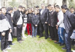 ‘Yüz Güler Yüz’ projesi’ne katılan öğrenciler döndü