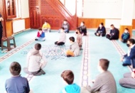 Yüz yüze eğitim yapılamazken, Diyanet çocukları camilere taşıdı