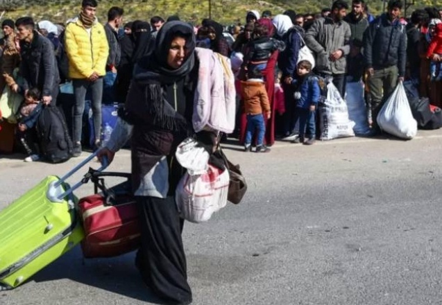 Yüzlerce Suriyeli, deprem sonrası Suriye’ye gitti