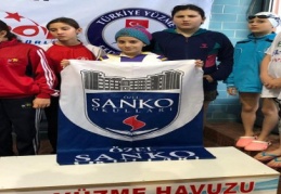 Yüzücüler, 3’üncü Etap yarışlarına katılmaya hak kazandı