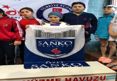 Yüzücüler, 3’üncü Etap yarışlarına katılmaya hak kazandı