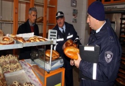 Zabıta, esnafı ve vatandaşı bilgilendiriyor