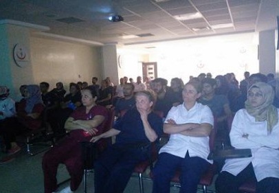 Zabıtalar sağlık çalışanlarını ve muhtarları bilgilendirdi 