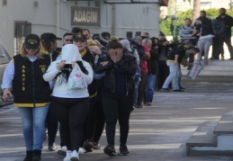 Zanlılardan birinin karısına zorla fuhuş yaptırdığı ortaya çıktı