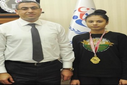 Zehra Döşüçukur, Gençlik Olimpiyatlarına gitti