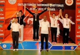 Zehra ve Elif Döşüçukur şampiyonluk ve üçüncülük alarak döndü