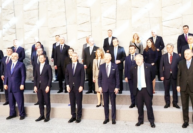 Zelenski NATO'ya seslendi, askeri yardım istedi