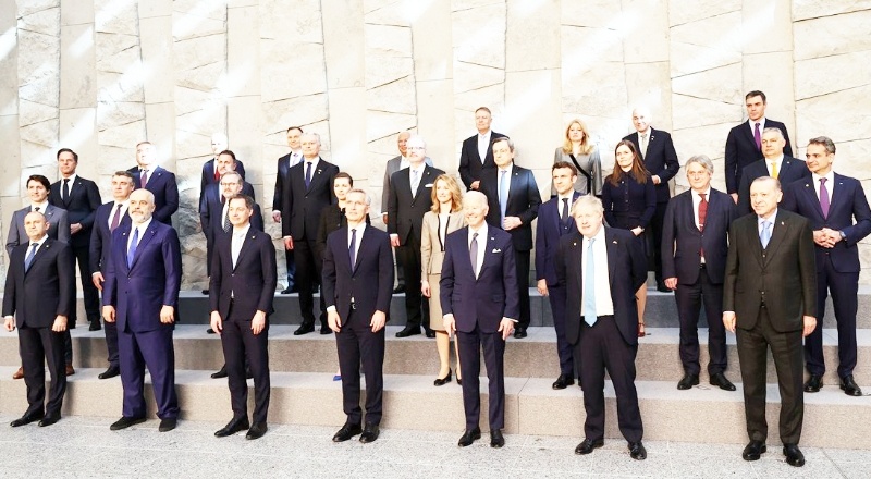 Zelenski NATO'ya seslendi, askeri yardım istedi