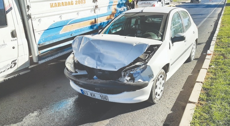 Zincirleme kaza sonrası E-90 karayolu tek şerit trafiğe kapandı