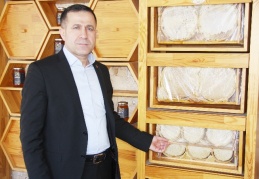 Zirai ilaç kullanımı nedeniyle yılda 400 bin arı kovanı telef oluyor